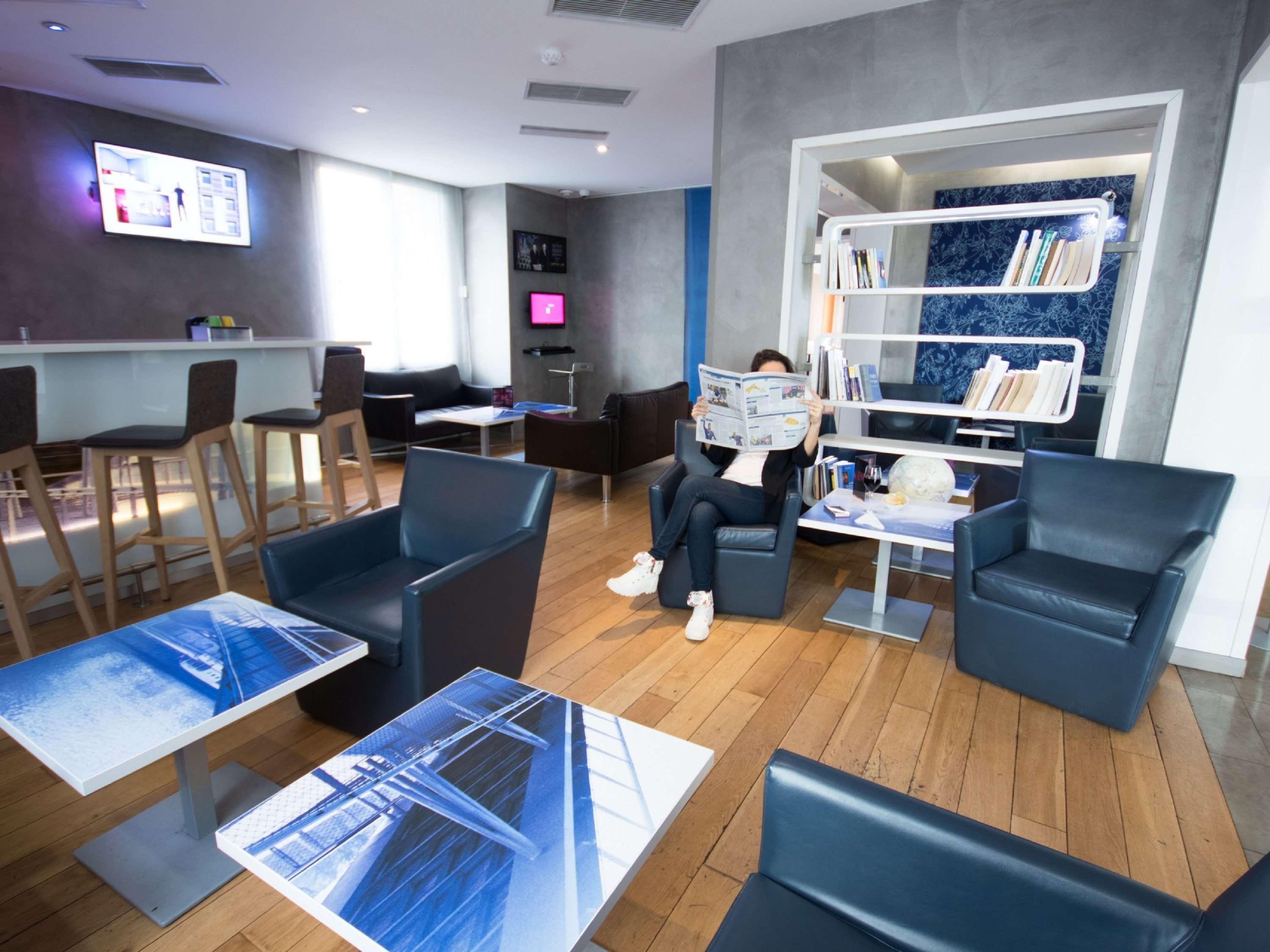 이비스 스타일 파리 톨비아 비블리오테크 외부 사진